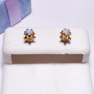 Estate .20ctw Natural Round Opal stone 14Kt Y/Gold Buttercup Stud Earrings#20974